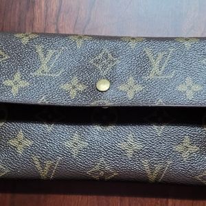 Authentic Louis Vuitton wallet